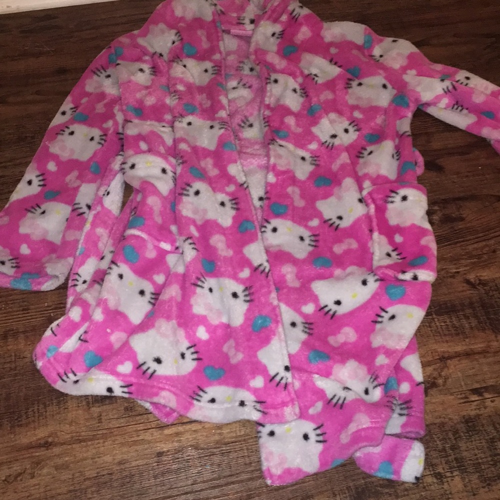 Hello kitty robe